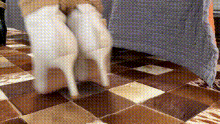 【云雀原创】柳洋李然柳洋醒来后发现自己和李然被绑在一起,经过一番挣扎,最终成功解开束缚逃了出去