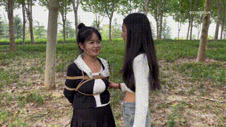 【龙飞原创】绑架逼问我的高跟鞋陌生人出现的一瞬间心里害怕紧张